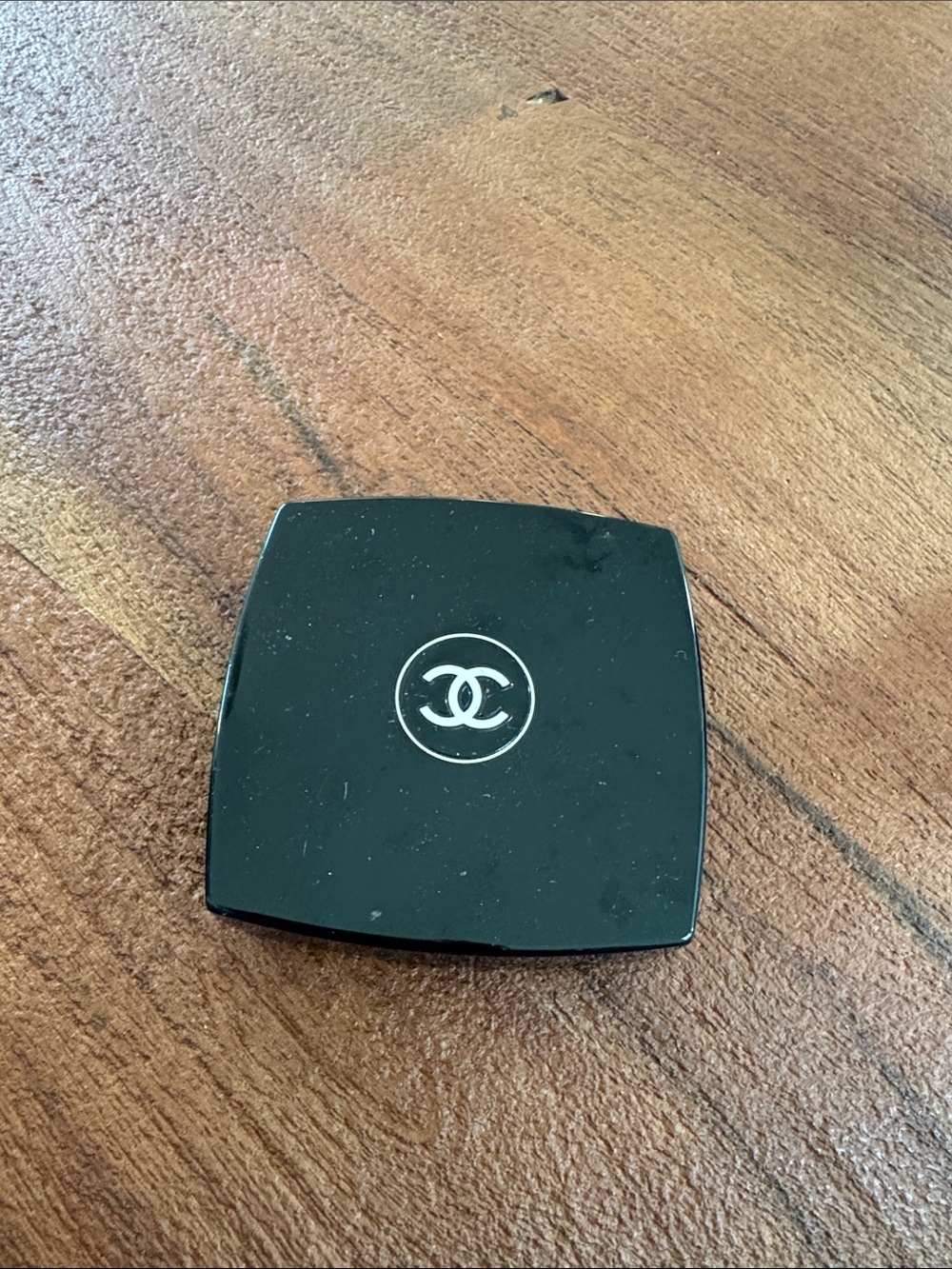 Chanel lumiere Platine platinum face powder